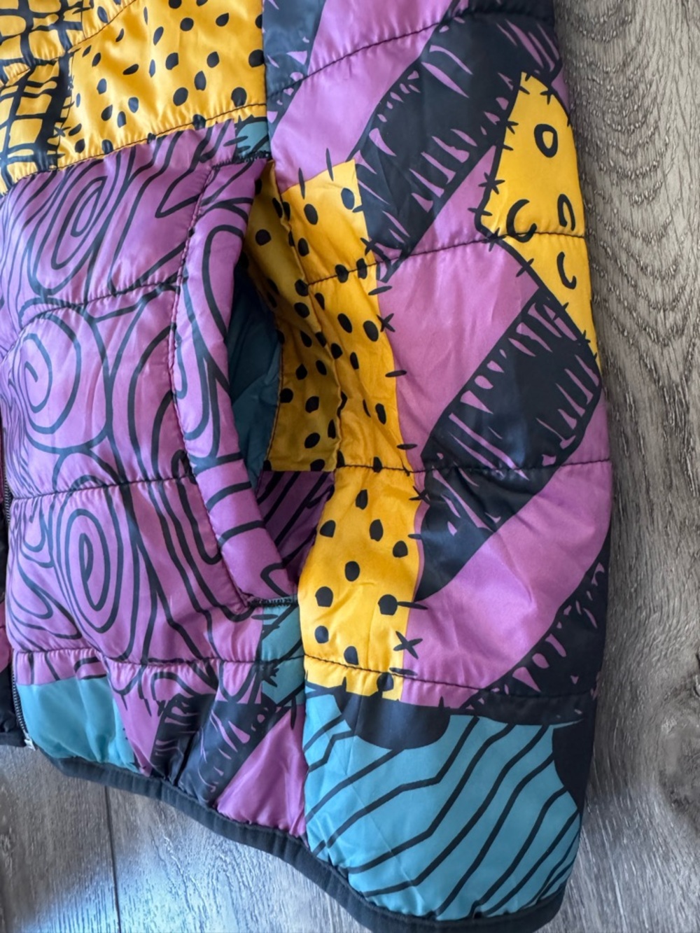 Disney Nightmare Before Christmas Sally Reversible Puffer Jacket Adult SZ LARGE - Picture 6 of 13
